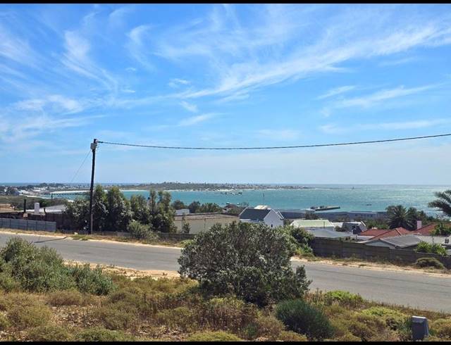 LAND FOR SALE IN DA GAMA BAY